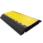 Ultra Heavy Duty Triple Channel Cable Protector 900mm – Industrial Rubber Cable Ramp - Image 3